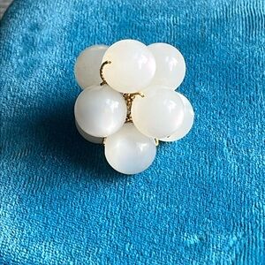 Vintage moon glow white bead stretchy ring